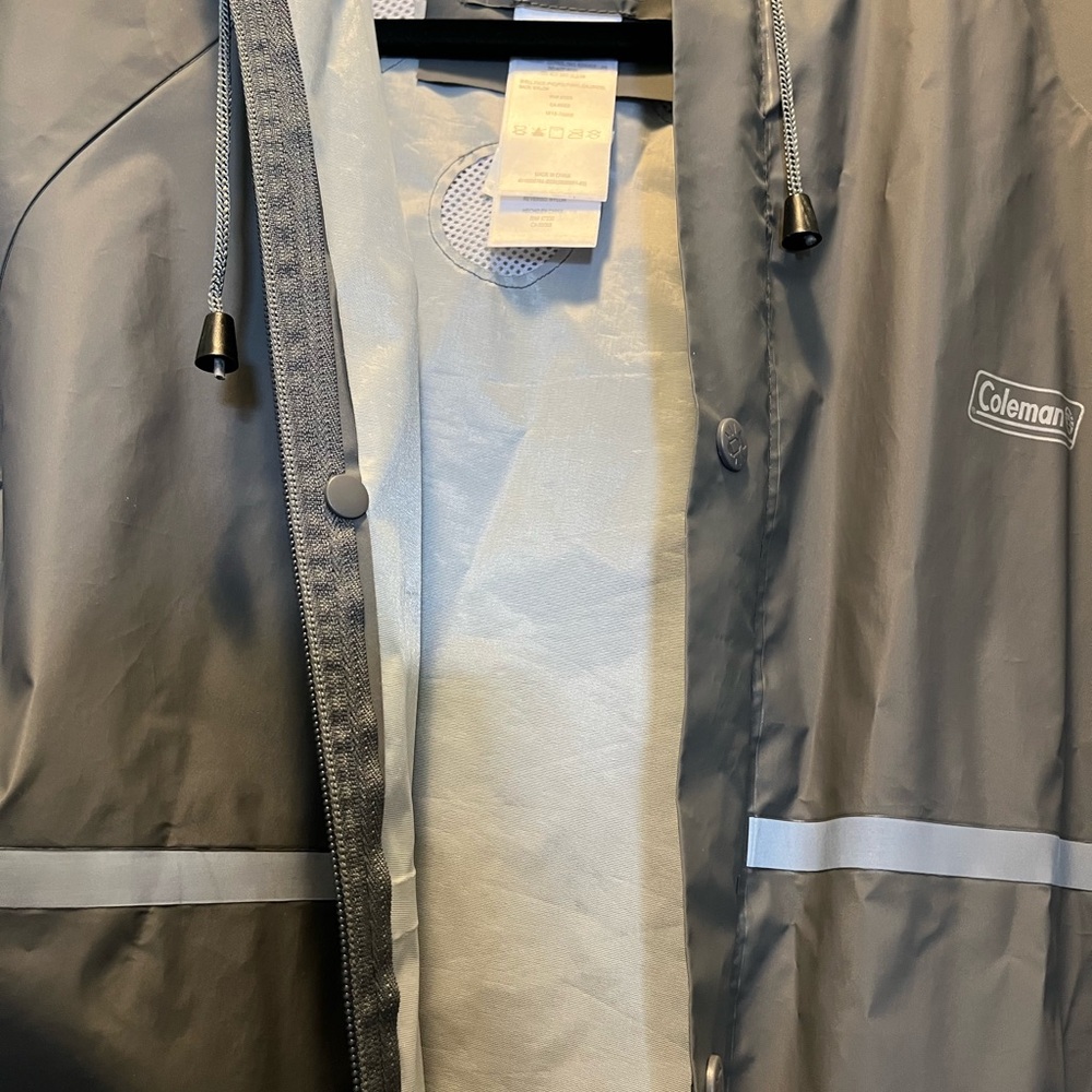 Coleman Gray and Yellow Men's Jacket and pants - Picture 4 of 8